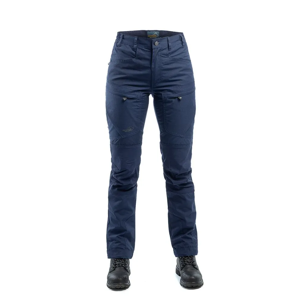 web_active_navy_front_lady_9.webp